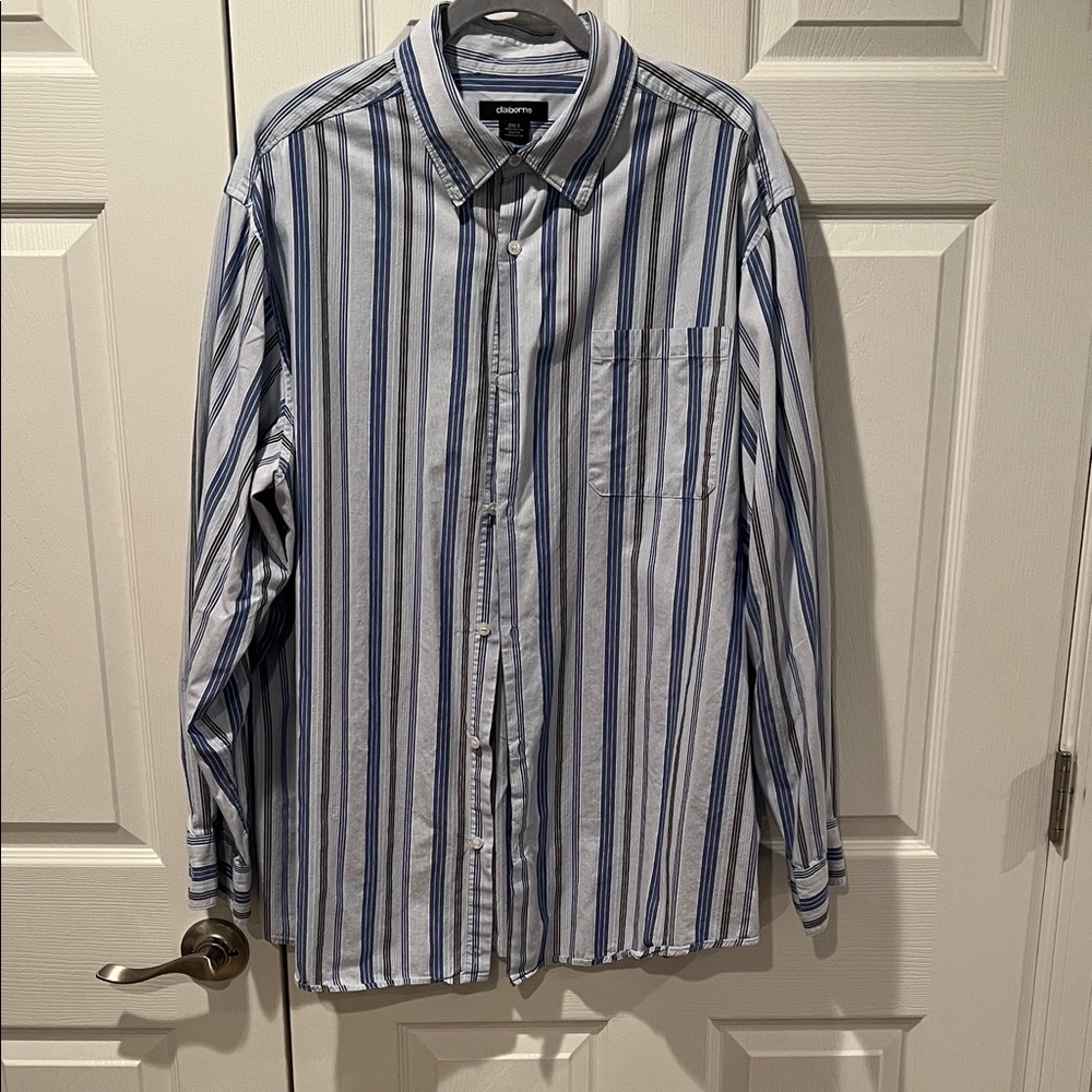 Claiborne Men's Navy and White Striped Button Down Shirt